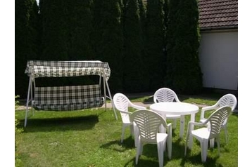 Ungheria Privát Siófok, Esterno